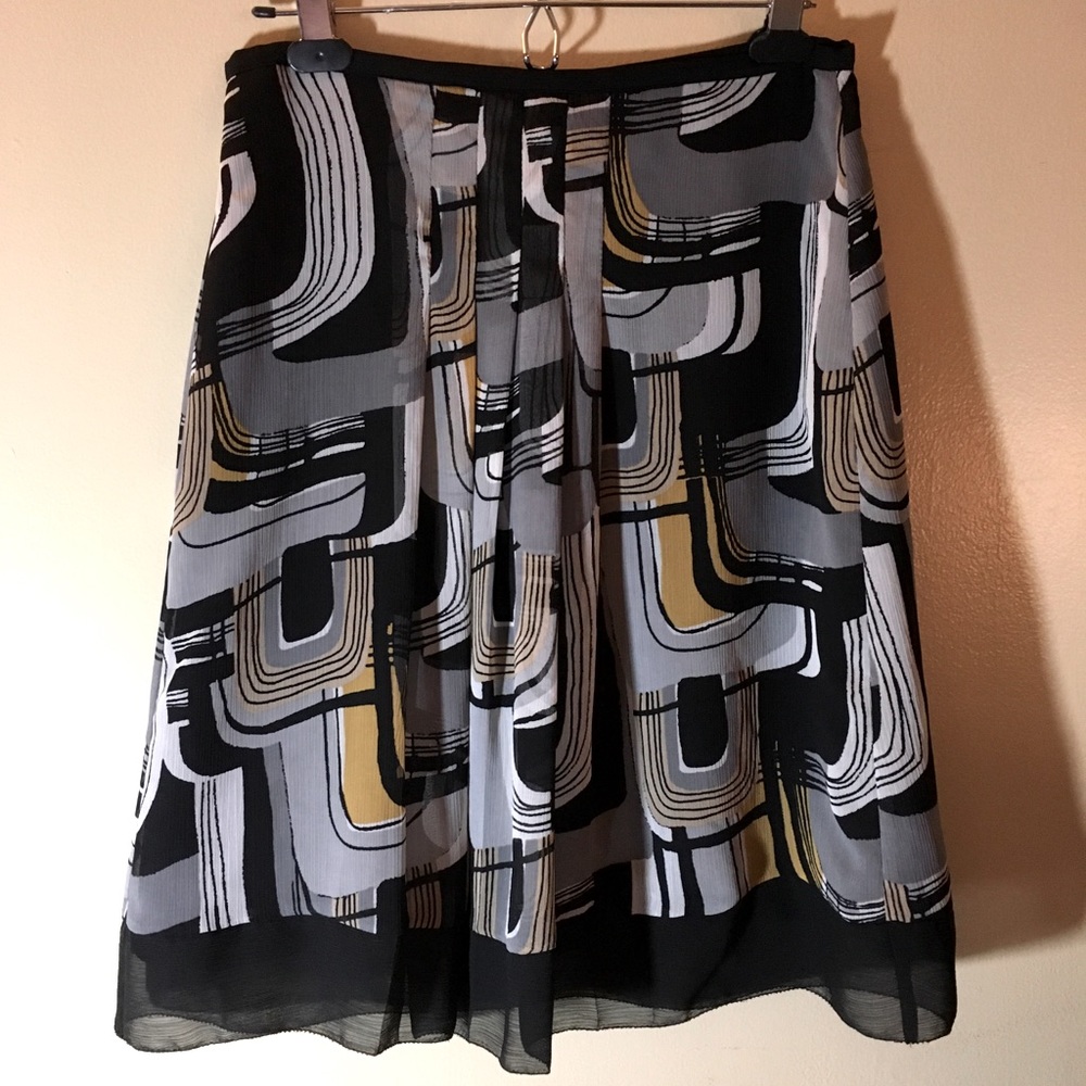 VTG Abstract Geometric Skirt by Apostrophe